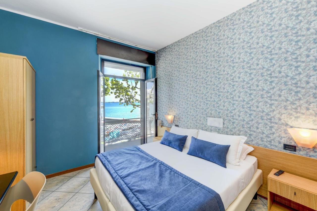 Hotel Aurora 3*
